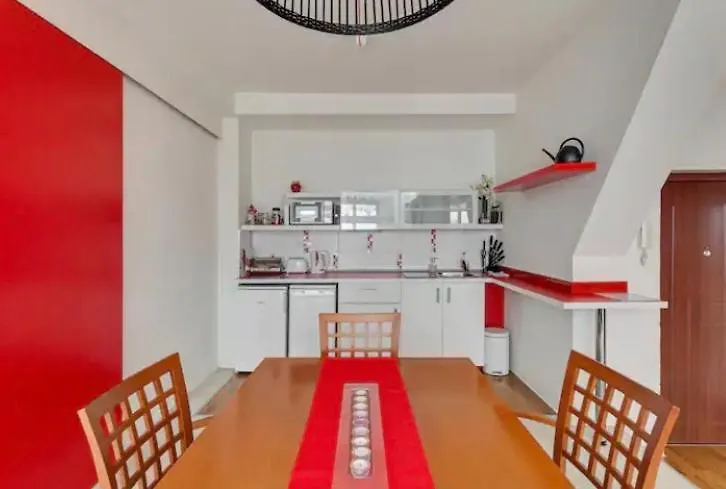 Lenka'S Cozy Red Studio + Lenka'S Cozy Gold Apartment Prague